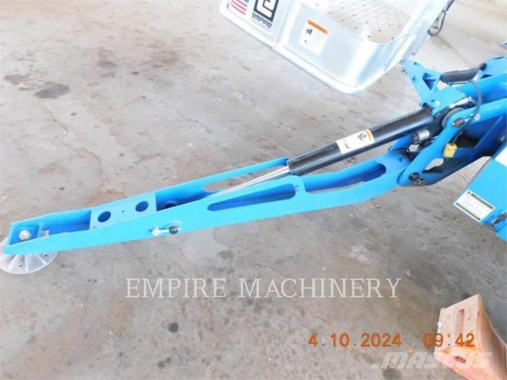 Genie TZ-34 DC Zglobne dvižne ploščadi