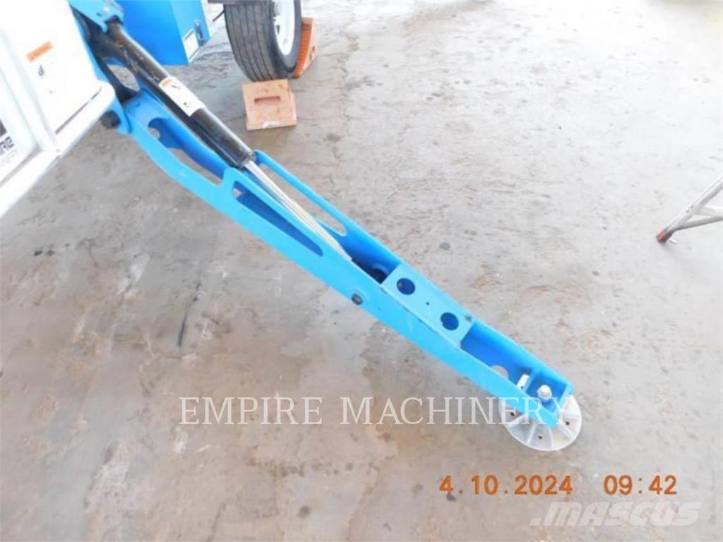 Genie TZ-34 DC Zglobne dvižne ploščadi