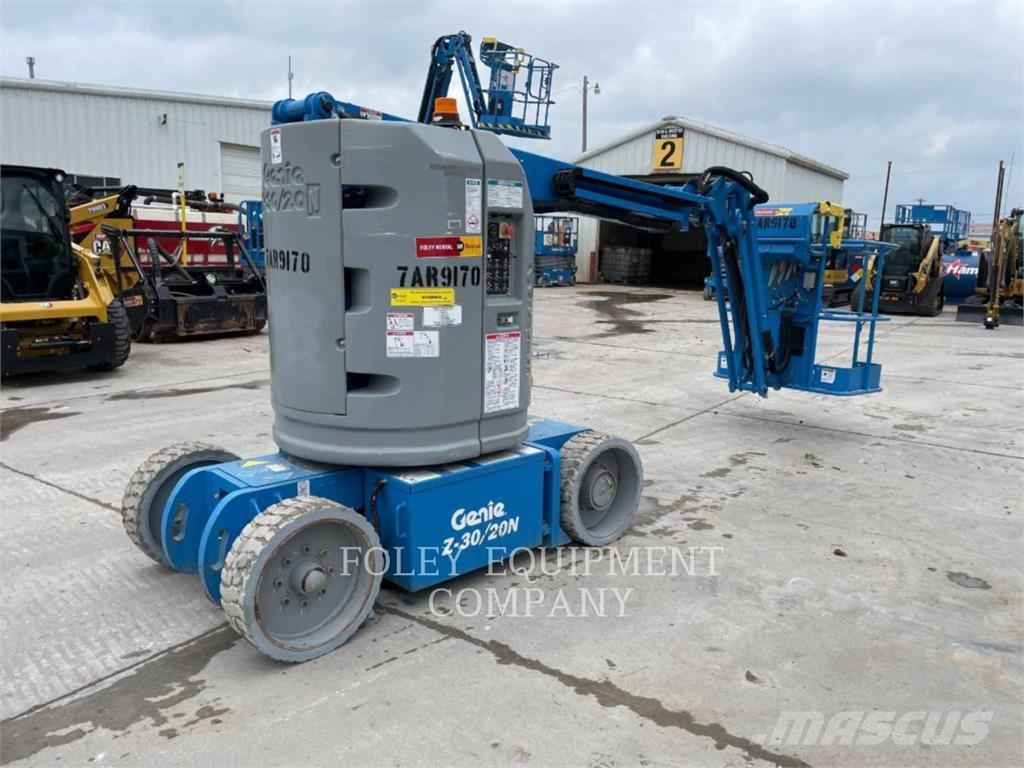 Genie Z30/20NR Zglobne dvižne ploščadi