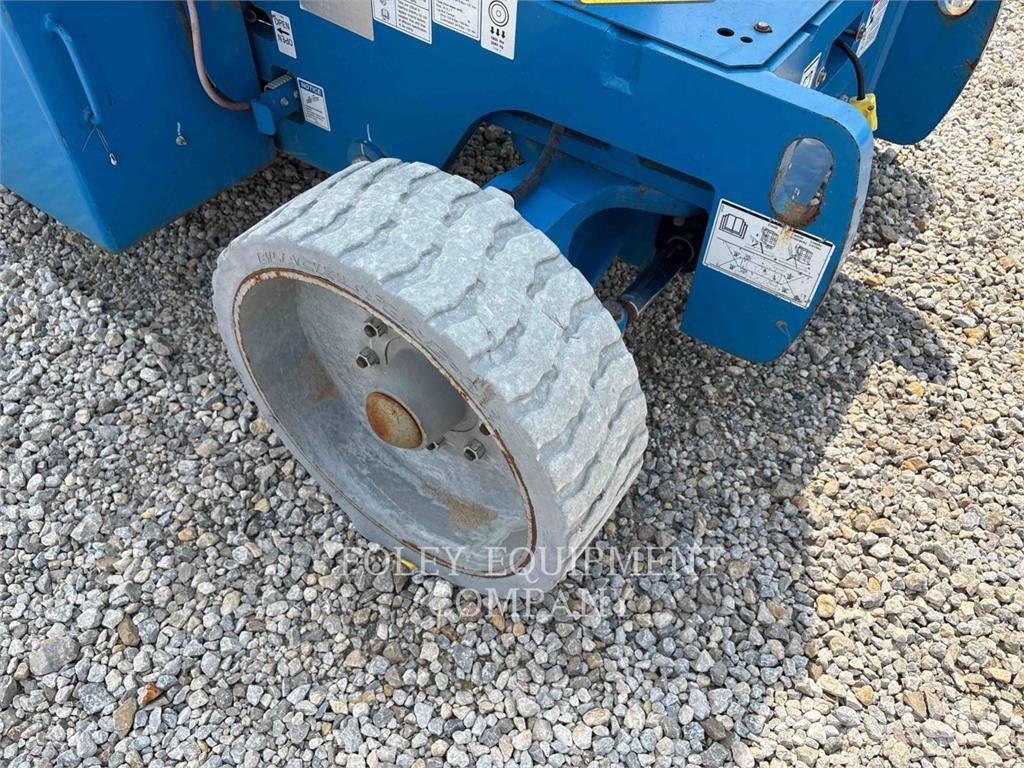 Genie Z40/23NRJ Articulated boom lifts