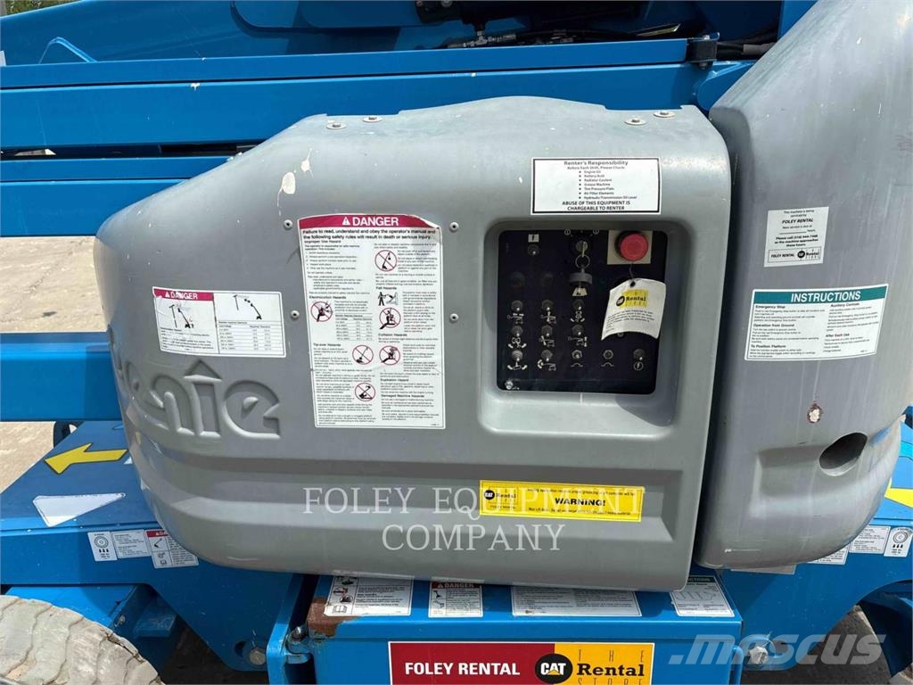 Genie Z40/23NRJ Plataformas con brazo de elevación manual