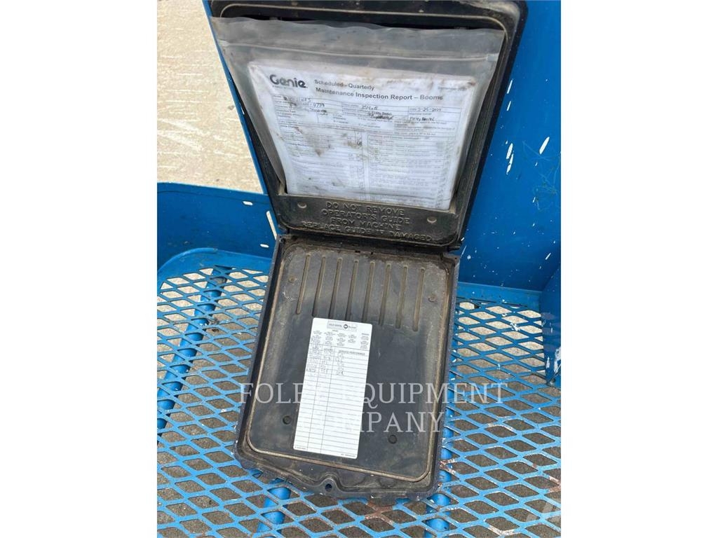 Genie Z40/23NRJ Plataformas con brazo de elevación manual