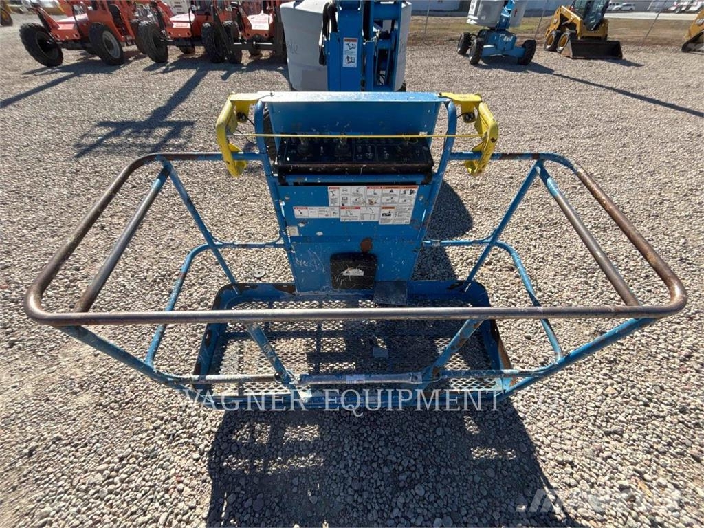 Genie Z4525J Коленчатые подъемники