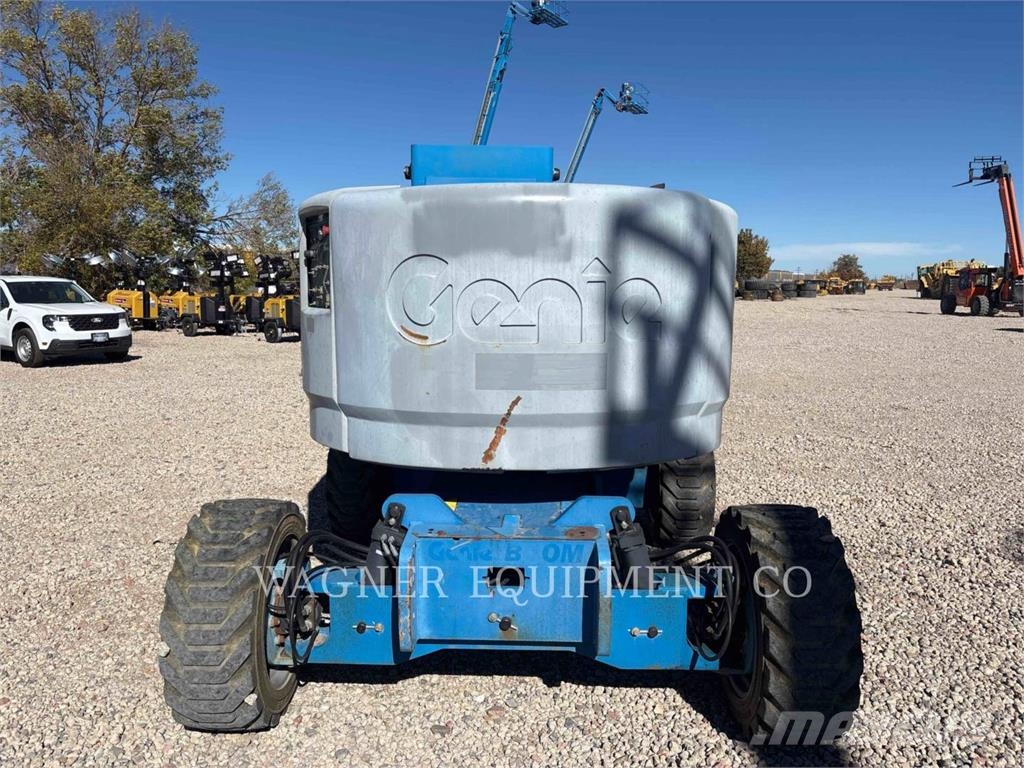Genie Z4525J Коленчатые подъемники