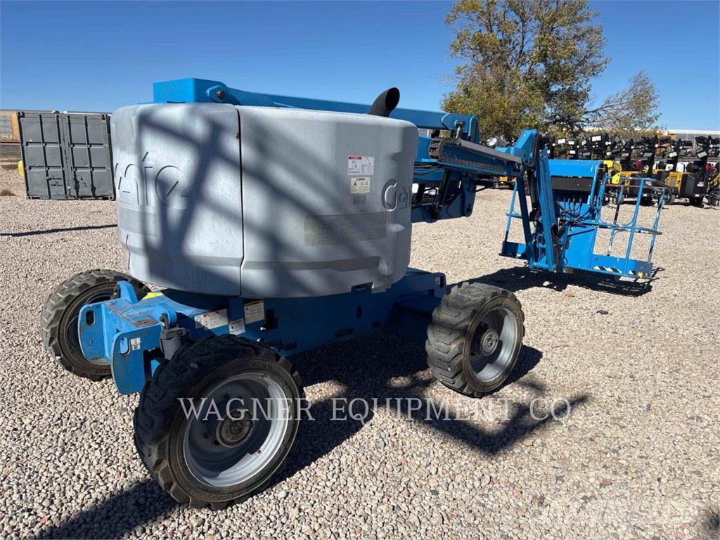 Genie Z4525J Коленчатые подъемники