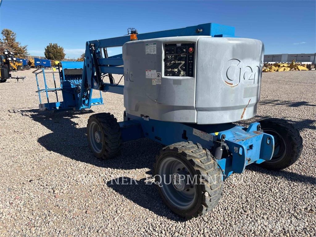 Genie Z4525J Коленчатые подъемники