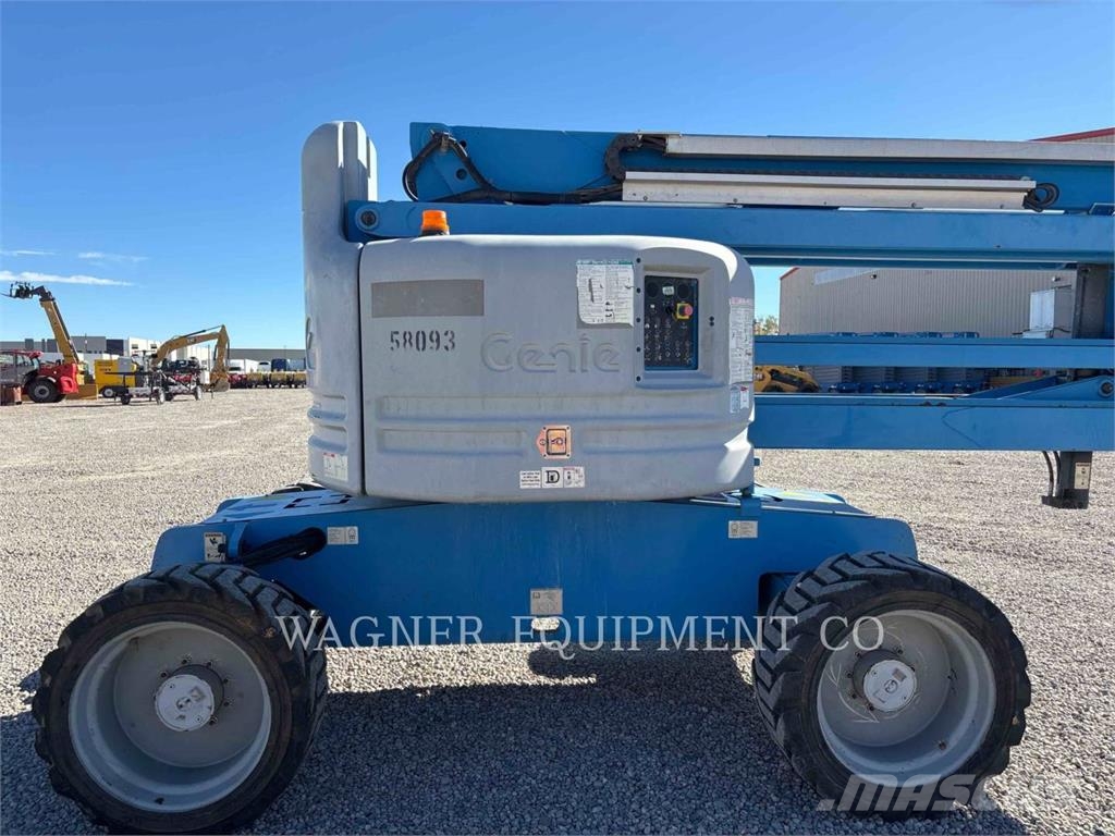 Genie Z6034RT Коленчатые подъемники