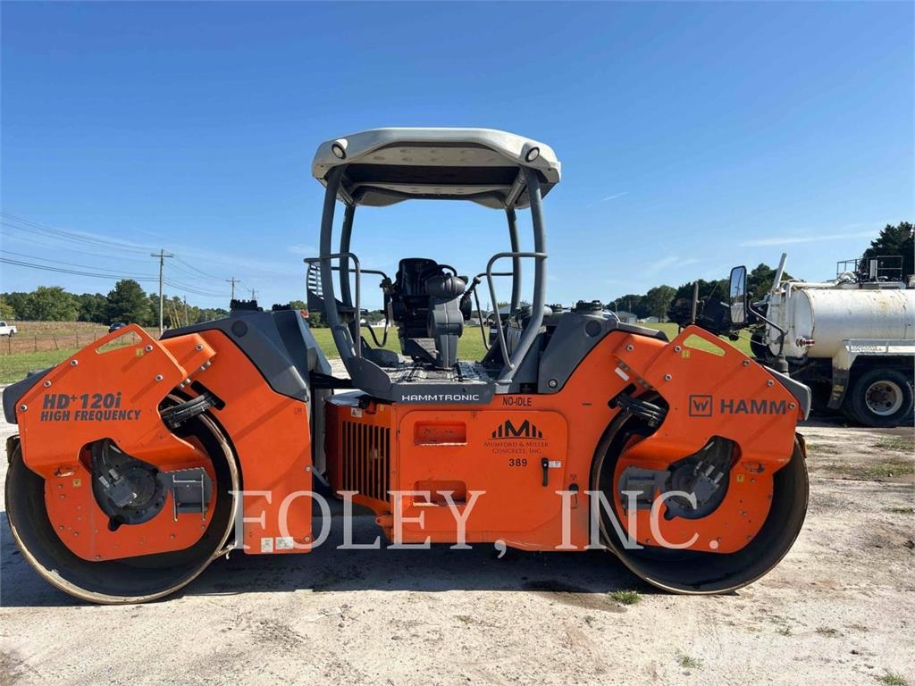 Hamm HD+120I Tandem Valser