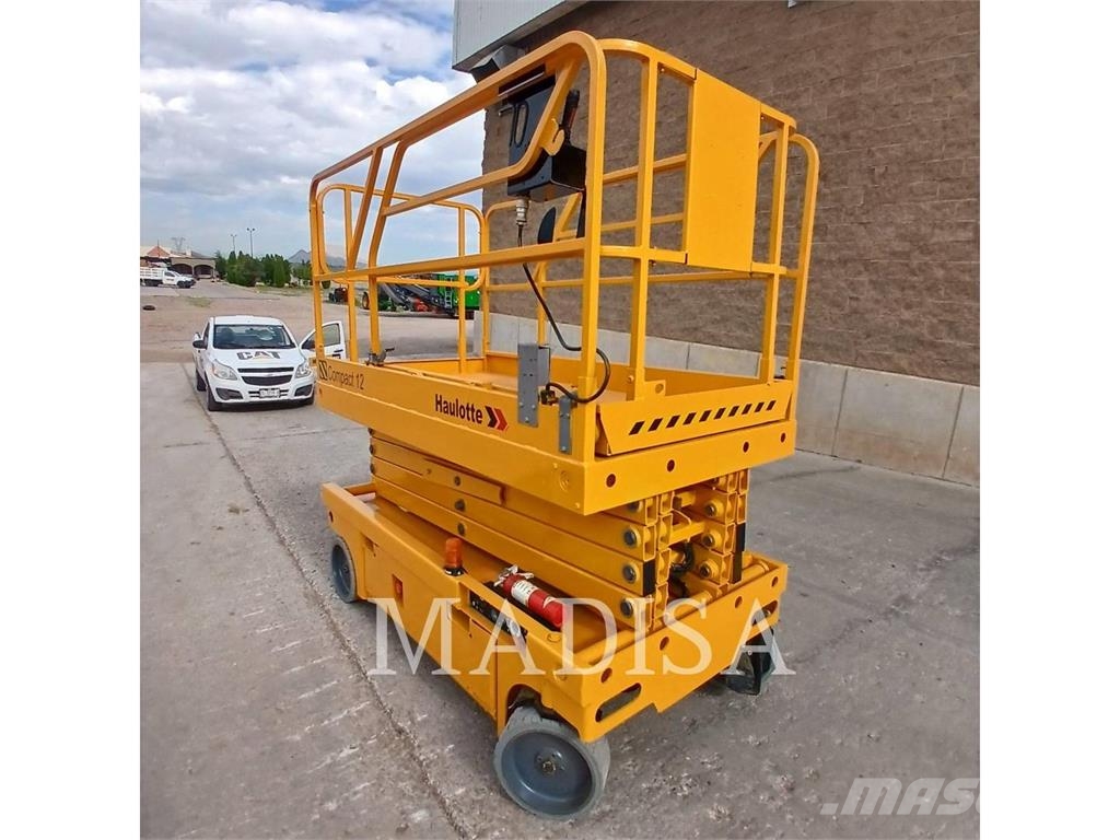 Haulotte COMPACT 12 رافعات مقصية الشكل