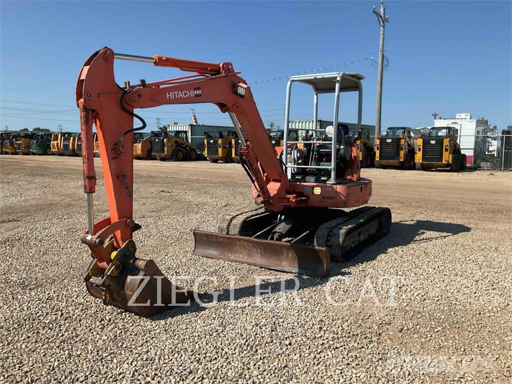 Hitachi EX50U Excavadoras sobre orugas
