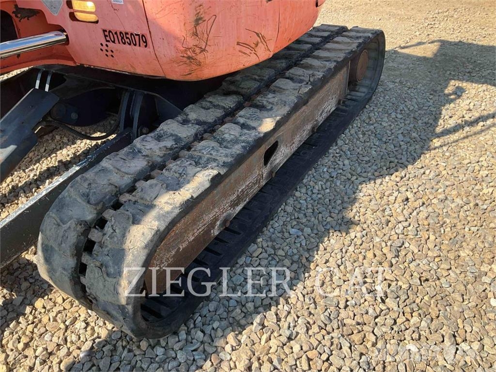 Hitachi EX50U Excavadoras sobre orugas