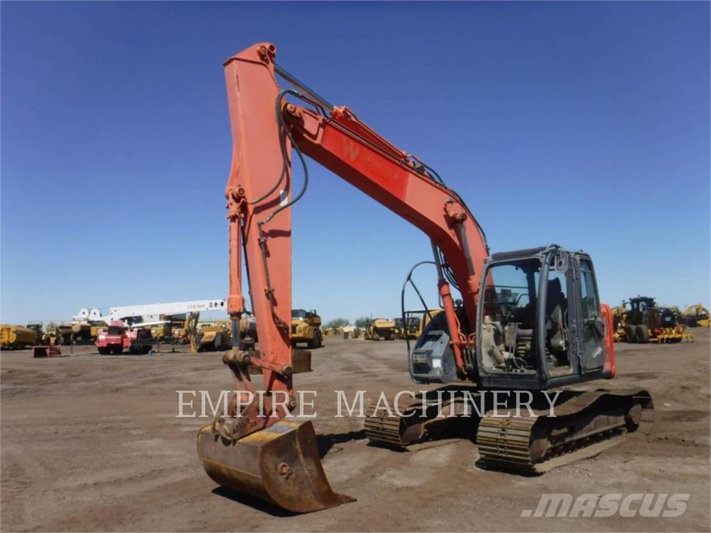 Hitachi ZX135US-3 Gravemaskiner på larvebånd