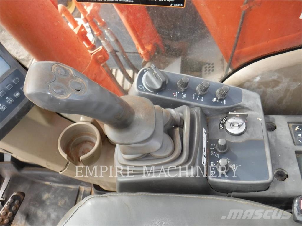 Hitachi ZX135US-3 Crawler excavators
