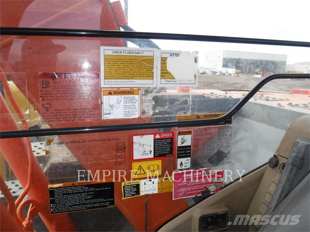 Hitachi ZX135US-3 Crawler excavators