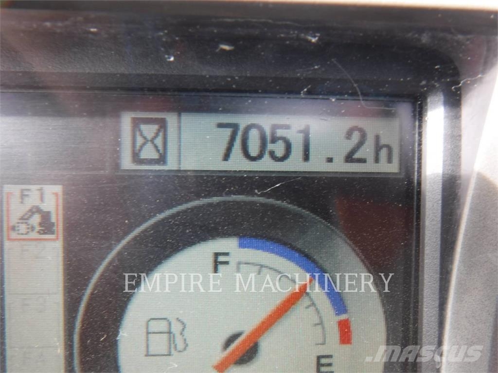 Hitachi ZX135US-3 Crawler excavators