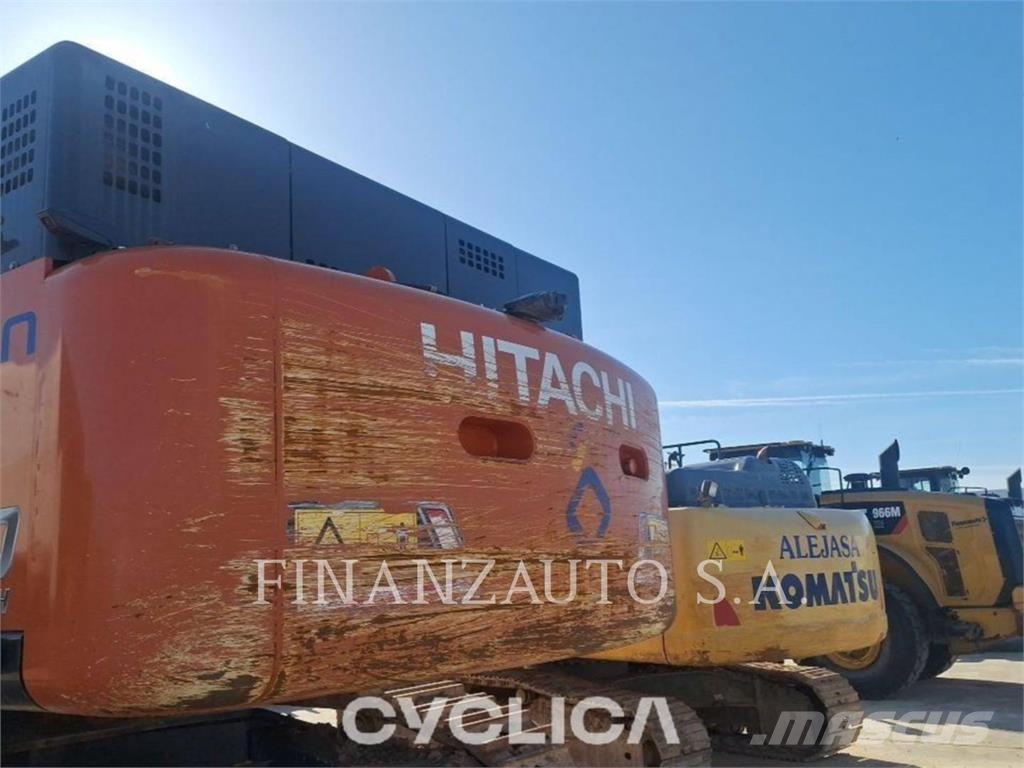 Hitachi ZX530 Kāpurķēžu ekskavatori