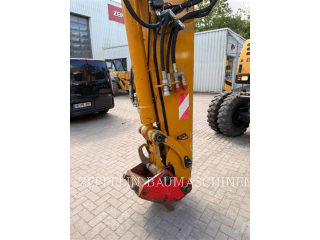 Hydrema MX18 Excavadoras de ruedas