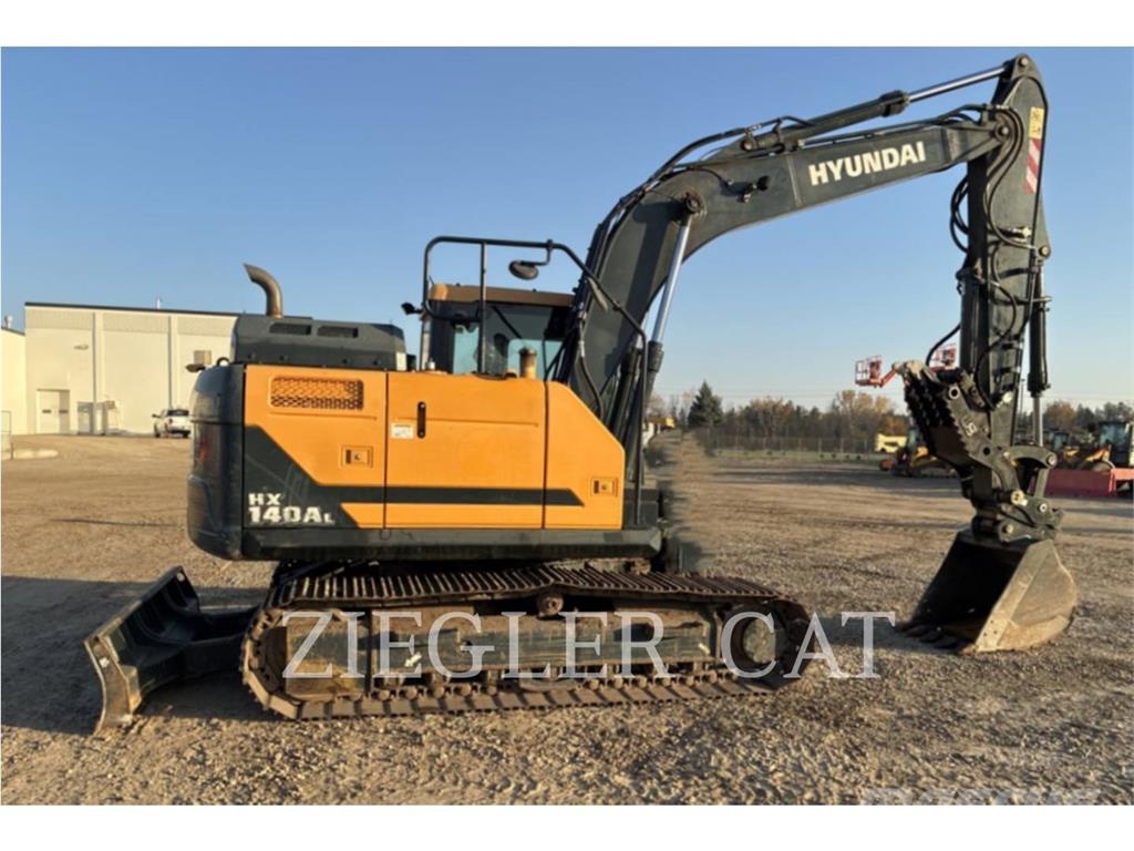 Hyundai HX140AL Kāpurķēžu ekskavatori