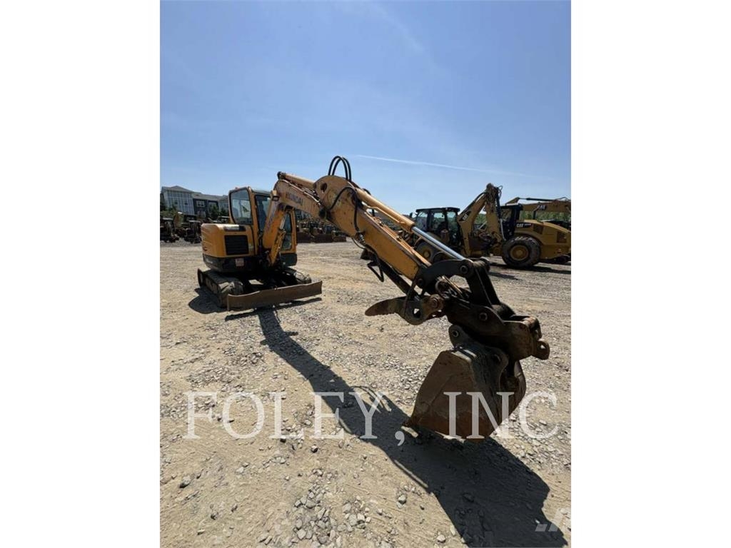 Hyundai R60CR-9 Гусеничні екскаватори