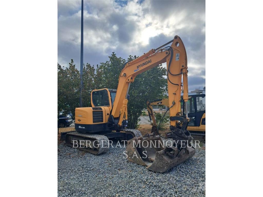 Hyundai R80CR.9 حفارات صغيرة أقل من 7 طن (حفارات صغيرة)