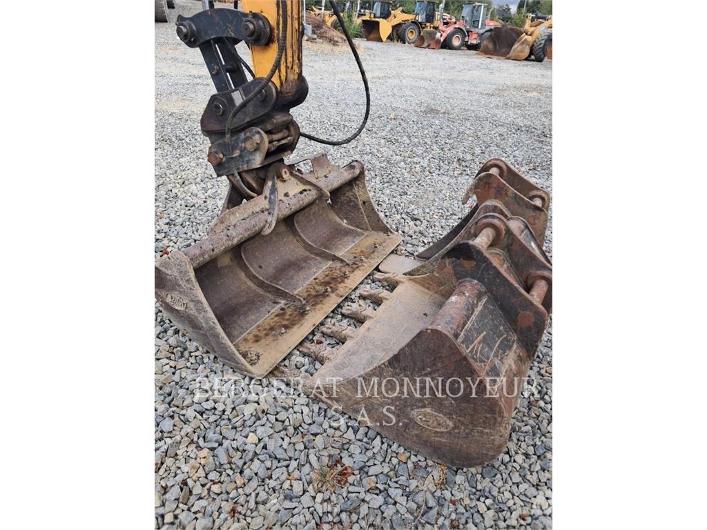 Hyundai R80CR.9 حفارات صغيرة أقل من 7 طن (حفارات صغيرة)