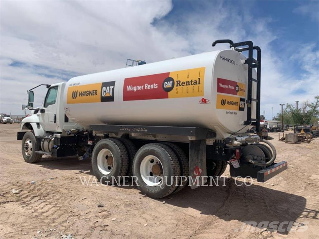International HARVESTER 4000G HV60 Auto-tanques