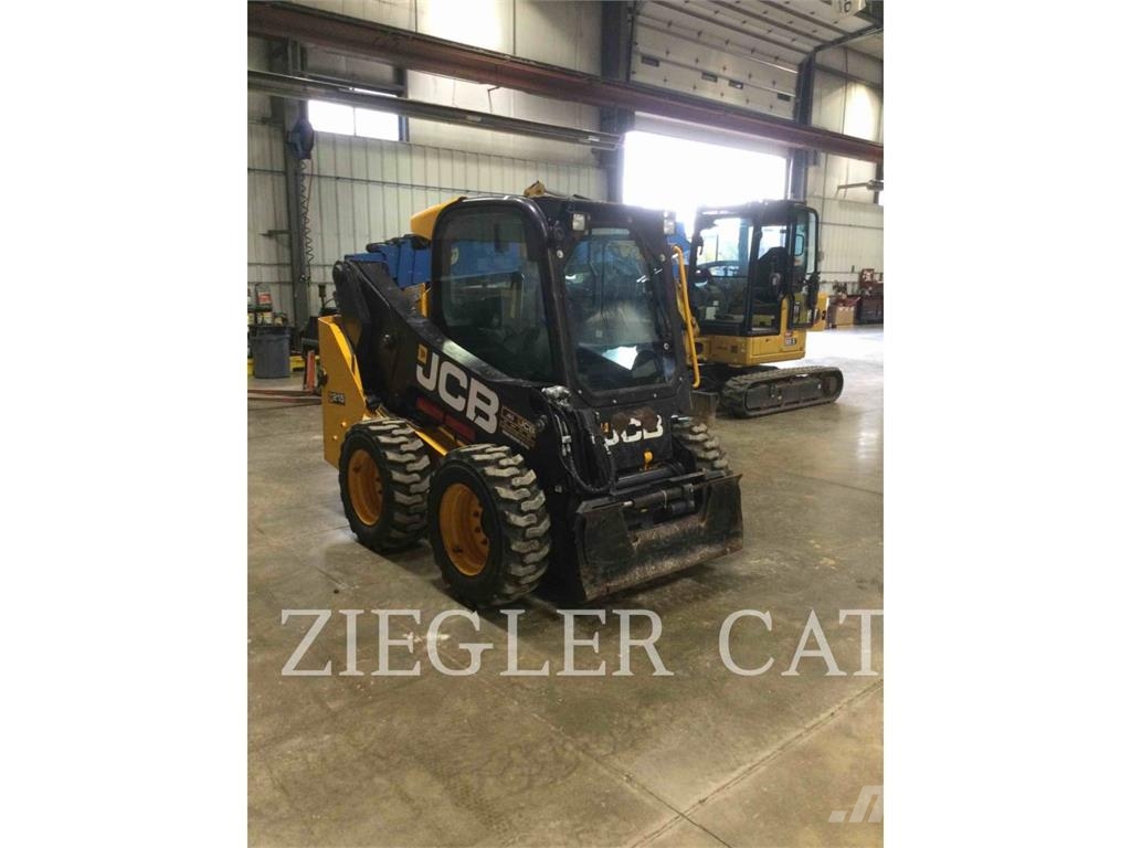 JCB 215_LQ Krautuvai su šoniniu pasukimu
