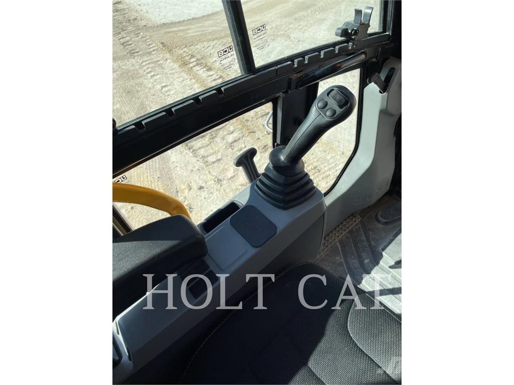 JCB 370X LC Crawler excavators