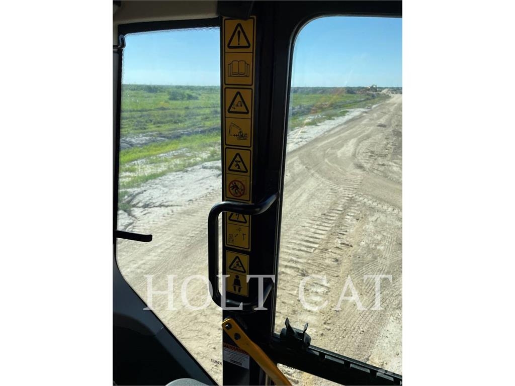 JCB 370X LC Crawler excavators