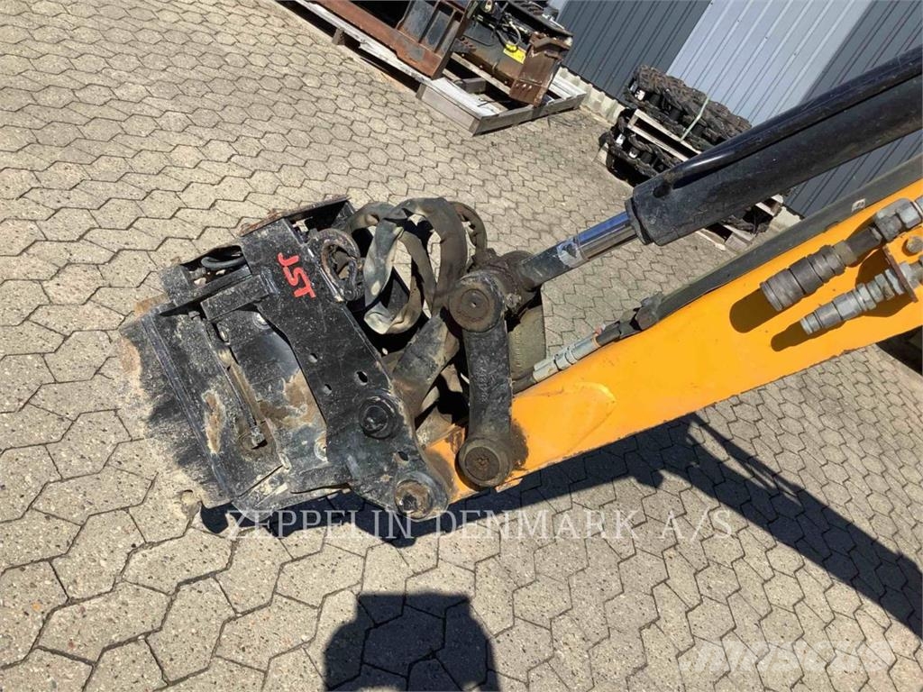 JCB 8026 ミニ油圧ショベル 7t以下(ミニユンボ・ミニディガー)