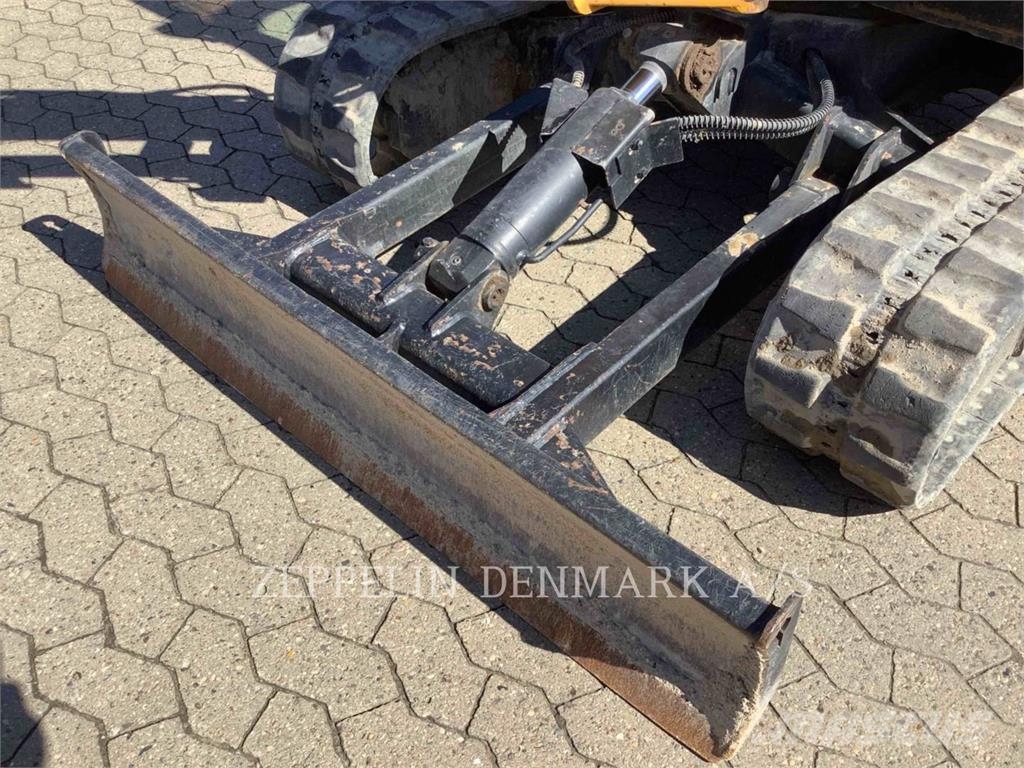 JCB 8026 ミニ油圧ショベル 7t以下(ミニユンボ・ミニディガー)
