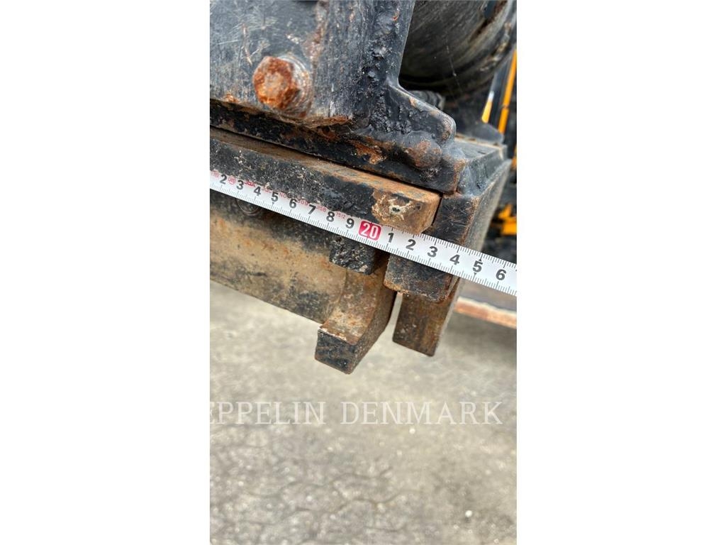 JCB 8026 ミニ油圧ショベル 7t以下(ミニユンボ・ミニディガー)