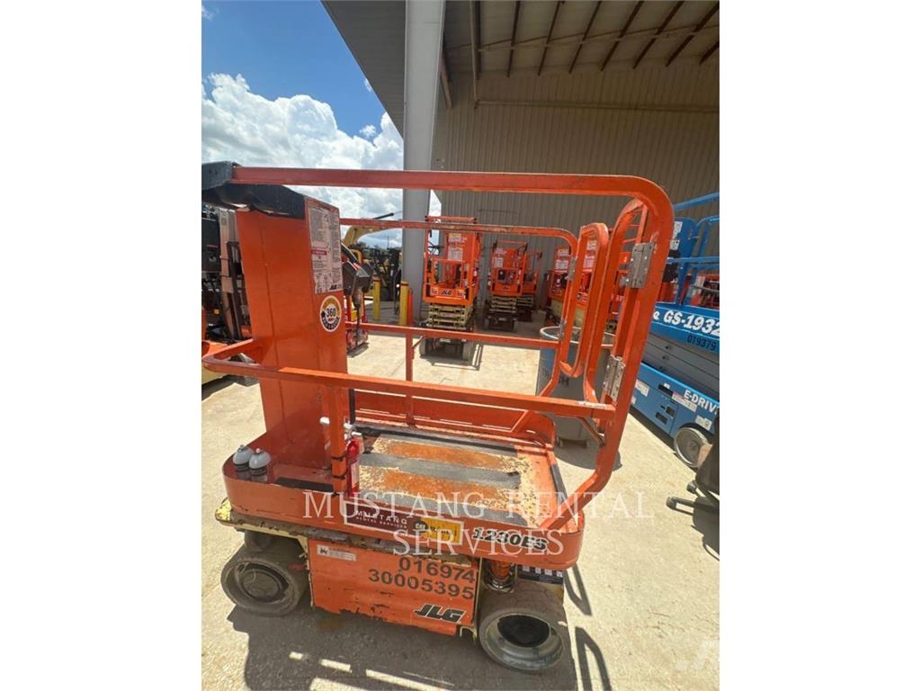 JLG 1230ES 剪叉式升降机