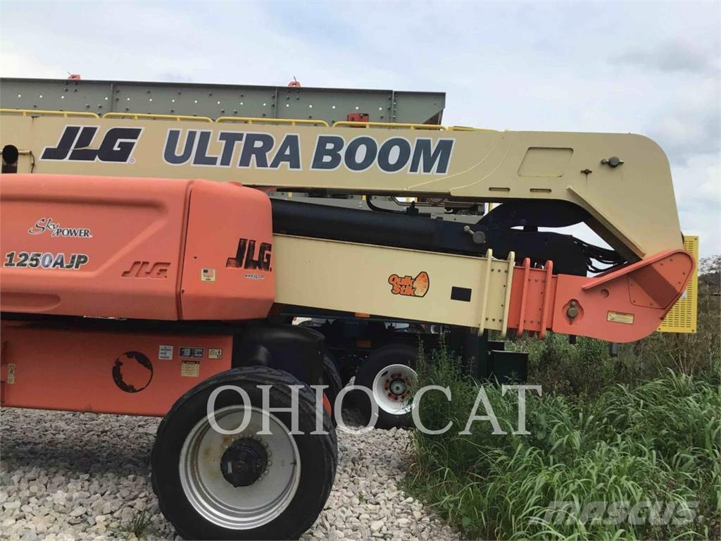 JLG 1250AJP Knikarmhoogwerkers