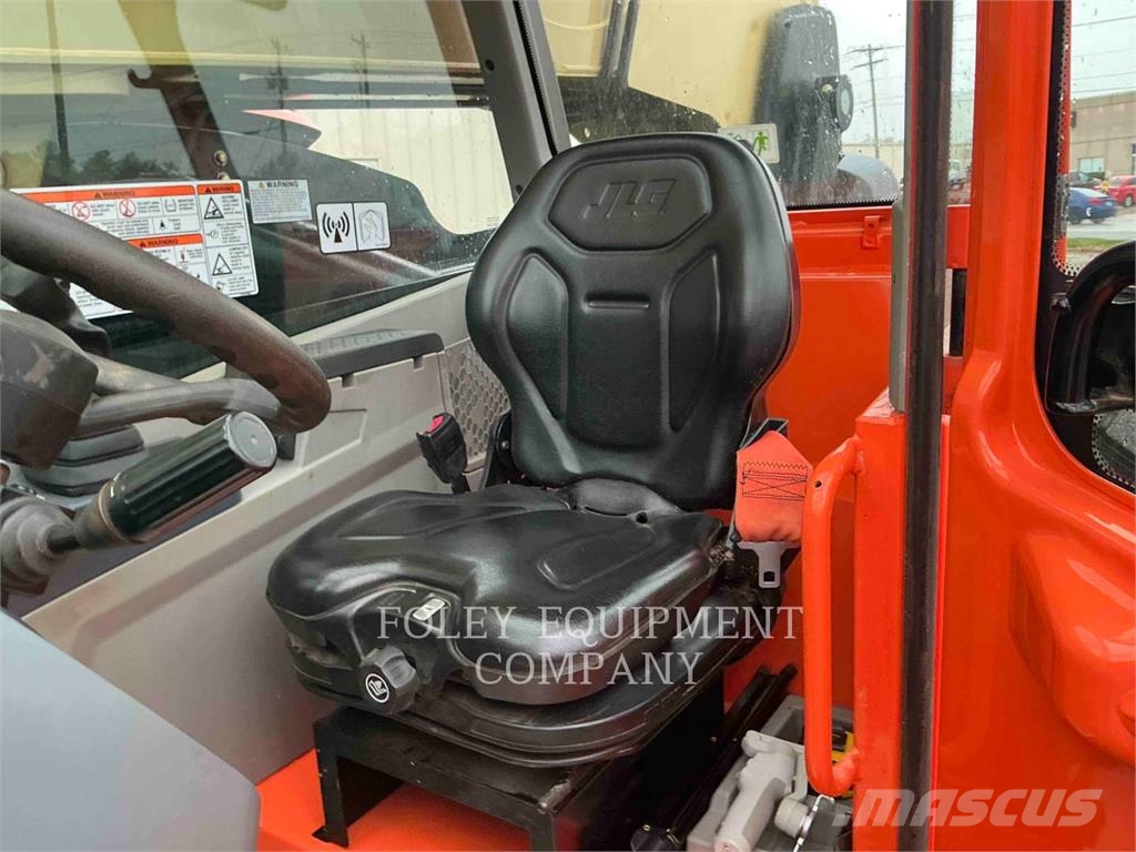 JLG 1255 Телескопические погрузчики