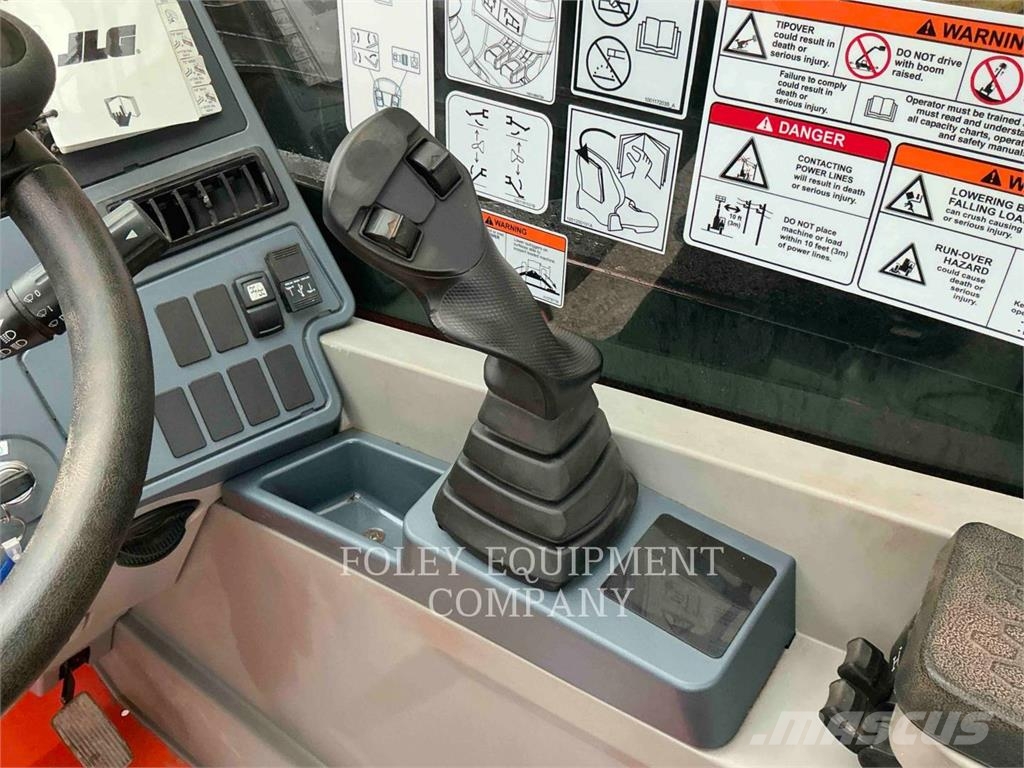 JLG 1255 Телескопические погрузчики