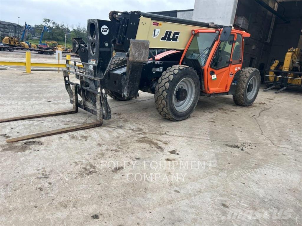 JLG 1255C Teleskopiskie manipulatori