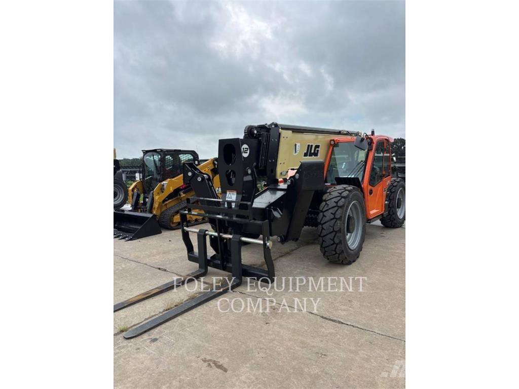 JLG 1255C Teleskopski viličarji