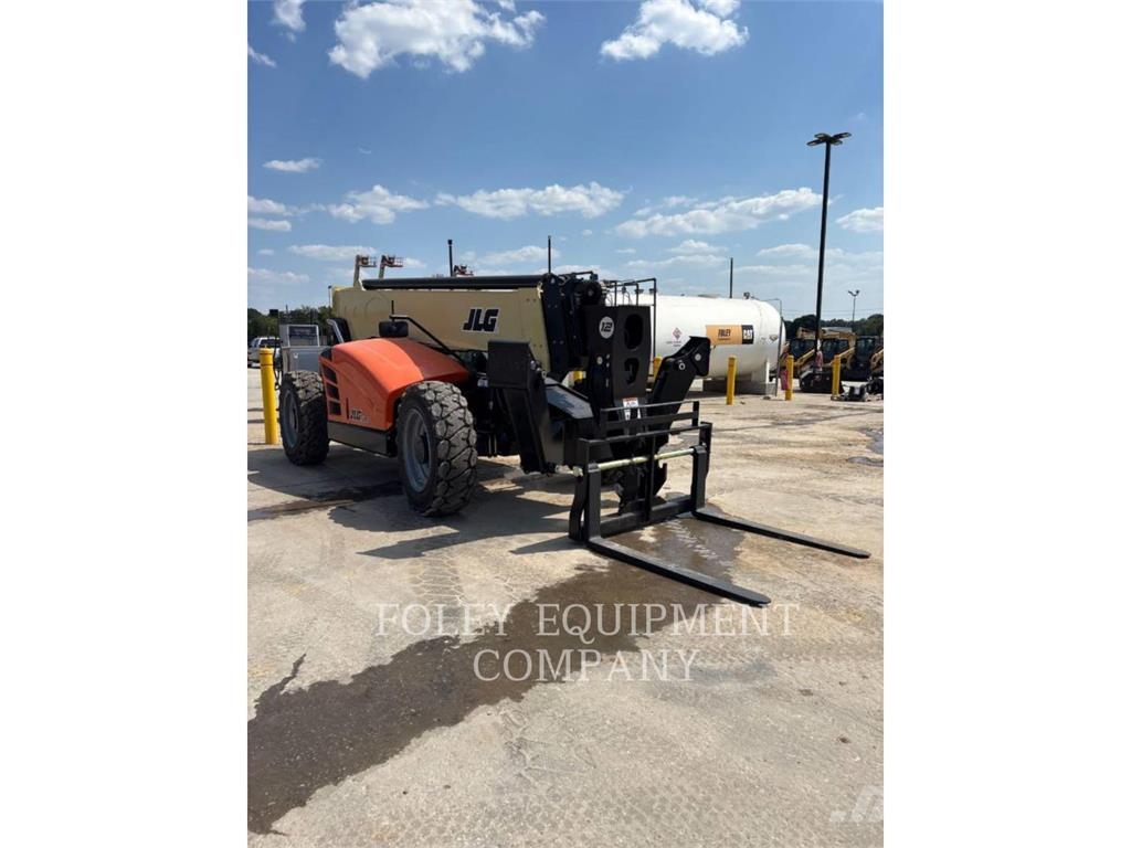 JLG 1255C Teleskooplaadurid