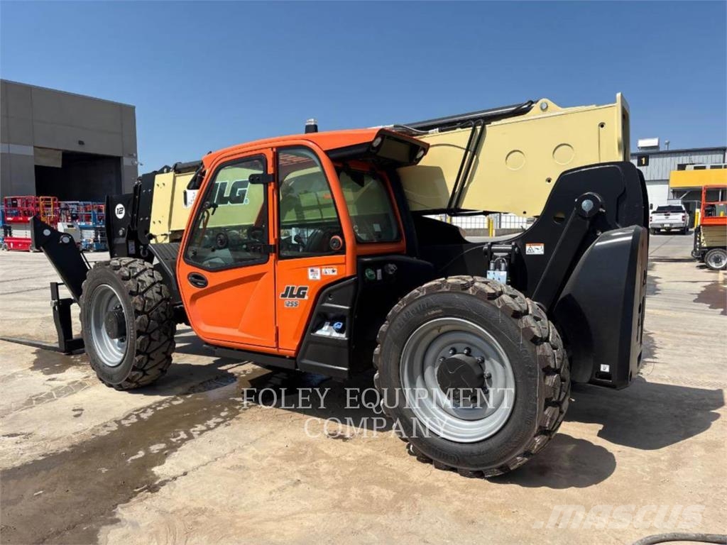 JLG 1255C Teleskooplaadurid