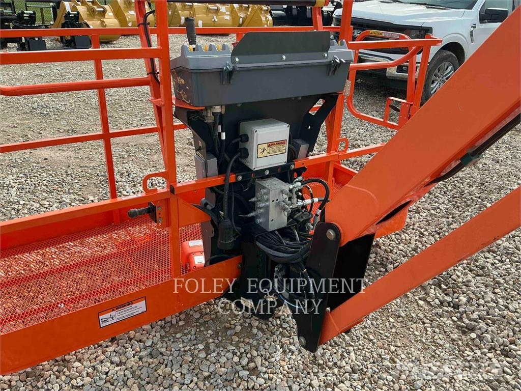 JLG 1350SJP 관절형 전동이동 리프트