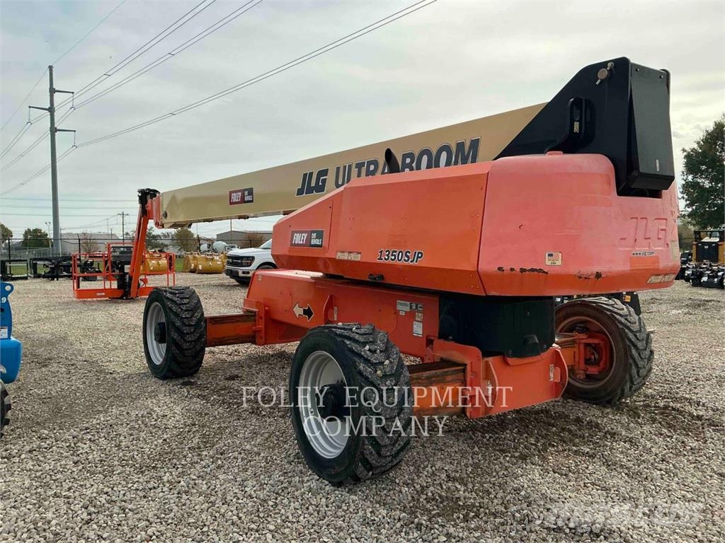 JLG 1350SJP 관절형 전동이동 리프트