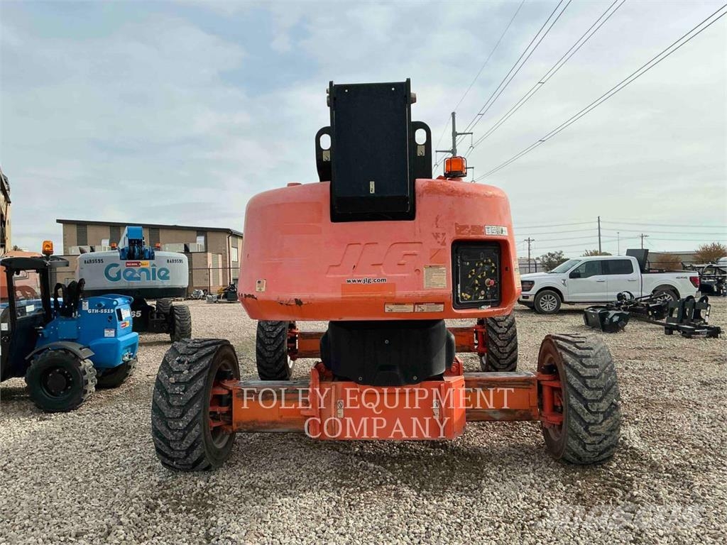 JLG 1350SJP 관절형 전동이동 리프트