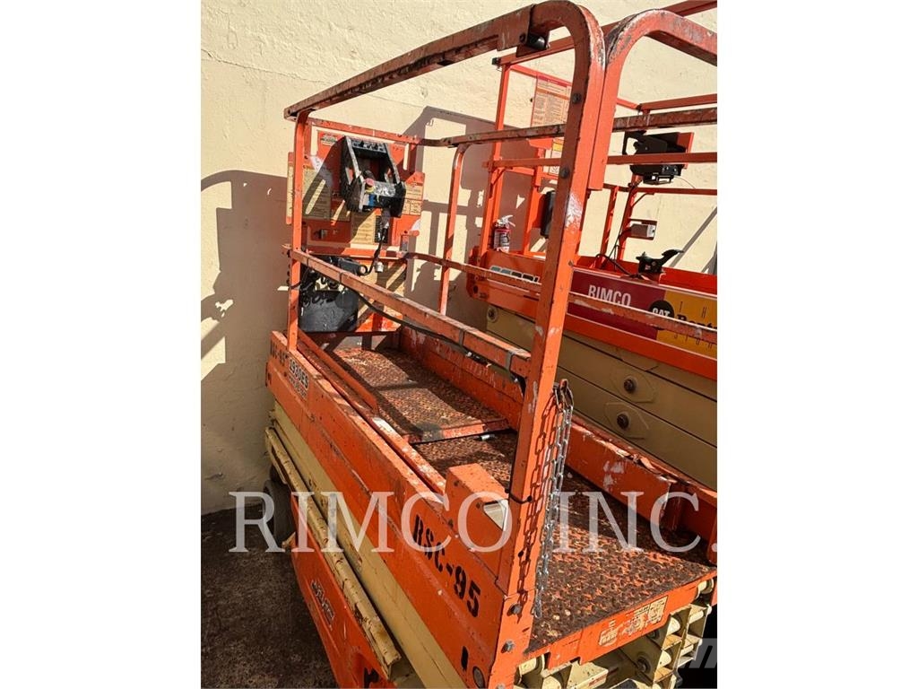 JLG 1930ES 剪叉式升降机