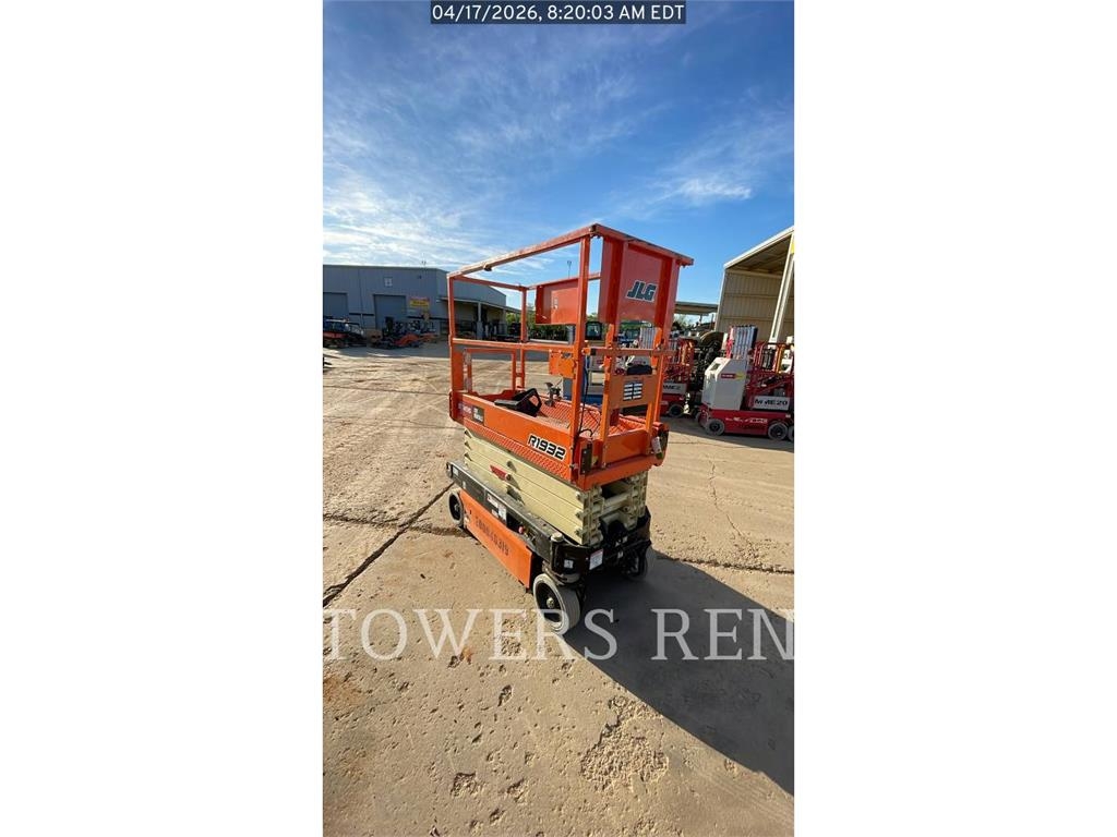 JLG 1932E Škaraste platforme
