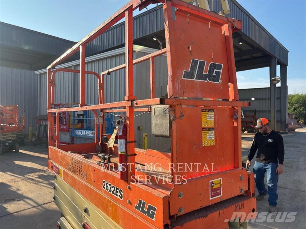 JLG 2632ES 剪叉式升降机