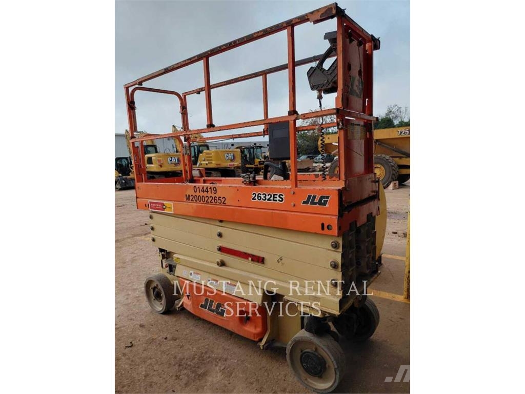 JLG 2632ES 剪叉式升降机