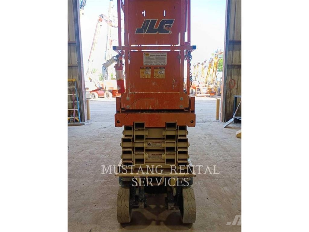 JLG 2632ES 剪叉式升降机