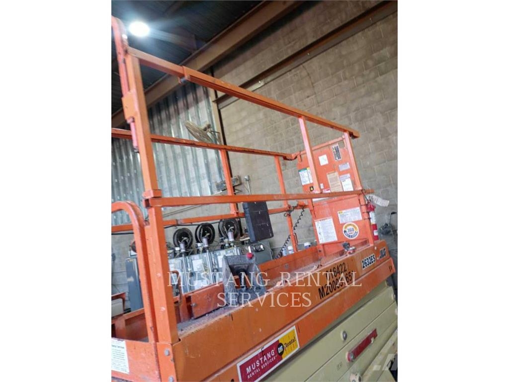 JLG 2632ES 剪叉式升降机