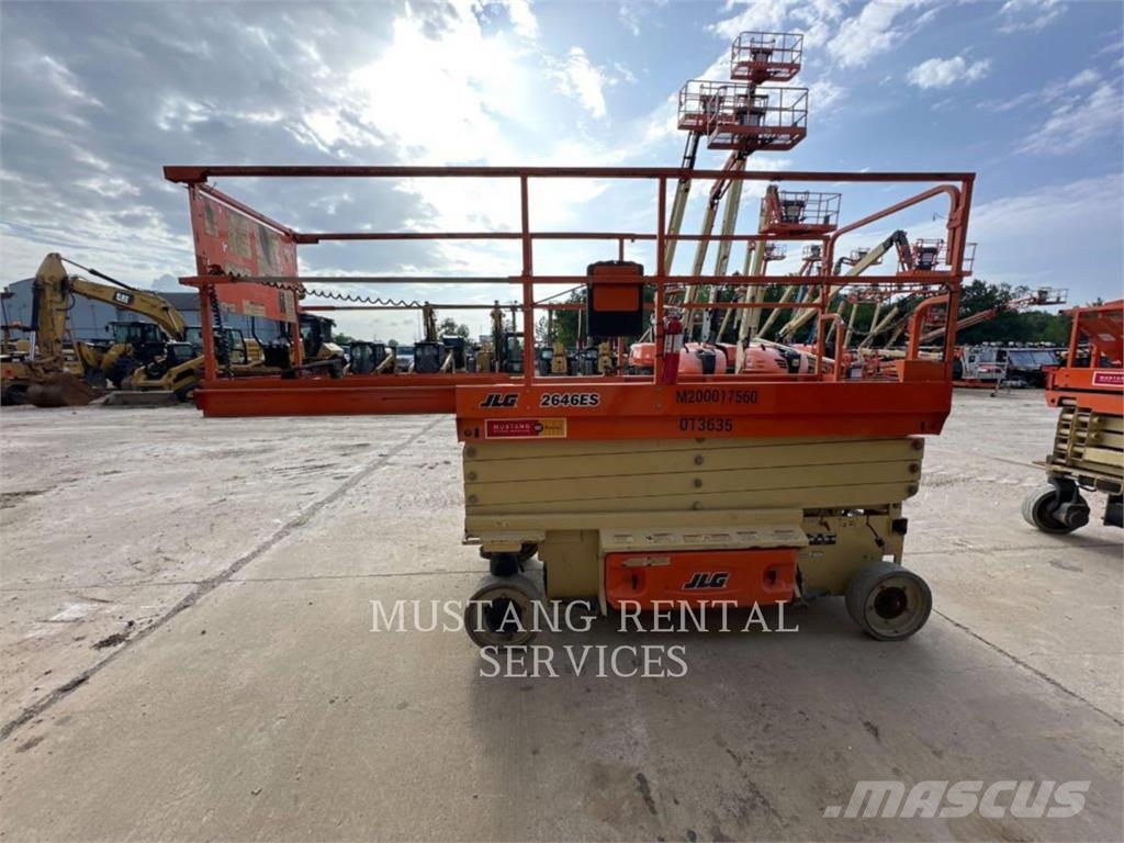 JLG 2646ES 剪叉式升降机